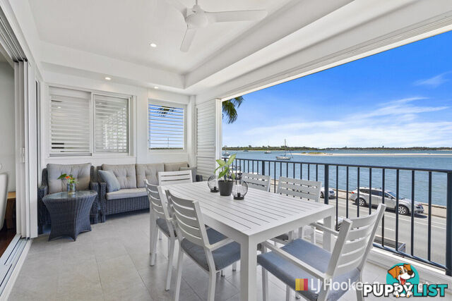 5/326 Marine Parade LABRADOR QLD 4215