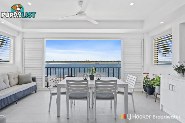 5/326 Marine Parade LABRADOR QLD 4215