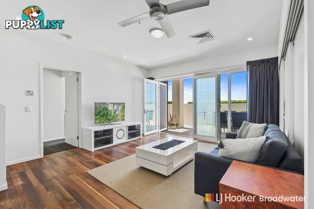 5/326 Marine Parade LABRADOR QLD 4215