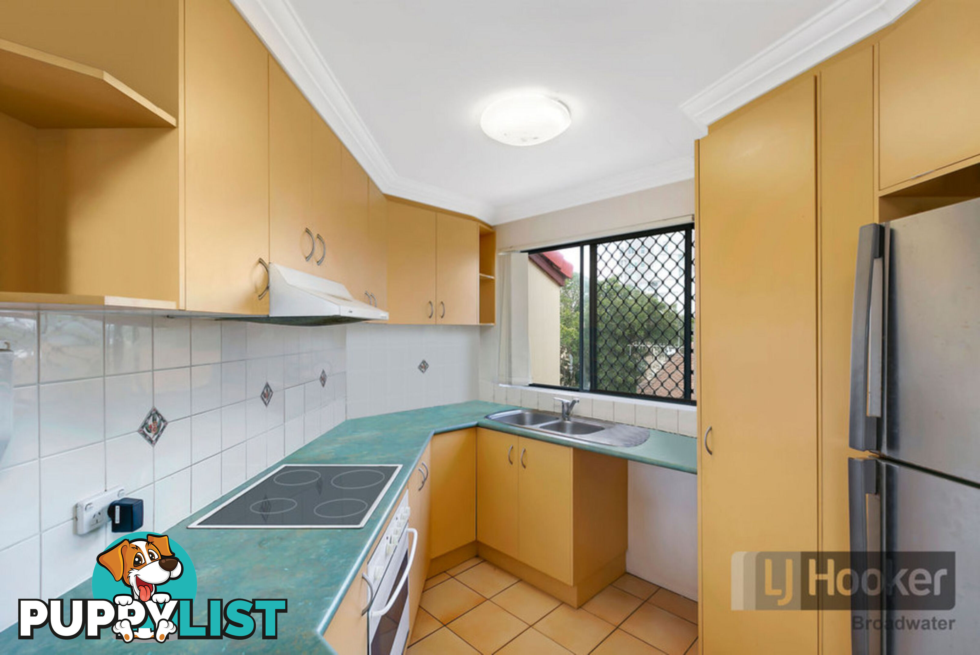 5/89 Frank Street LABRADOR QLD 4215