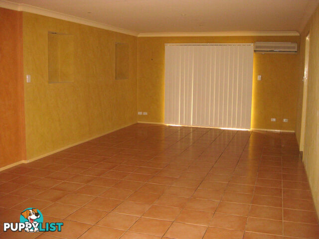 4/145 Government Road LABRADOR QLD 4215