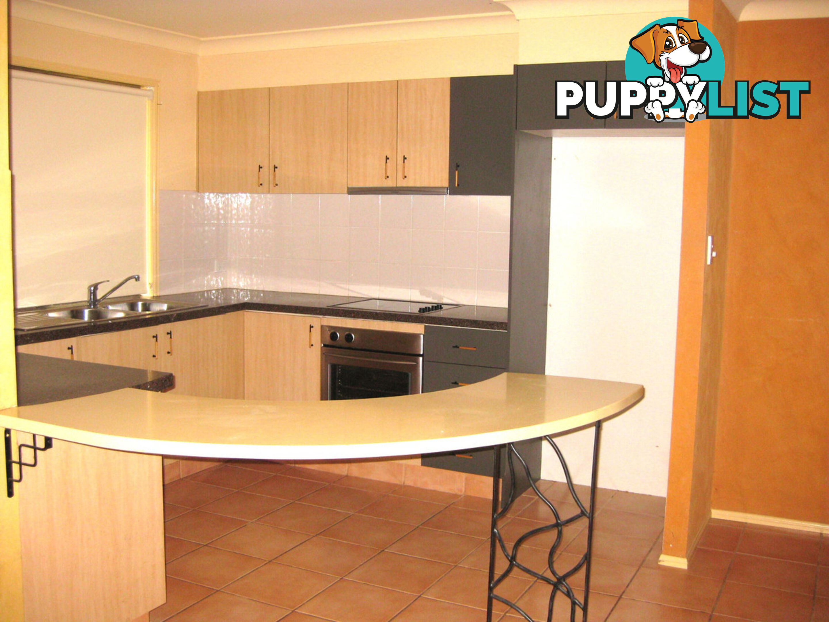 4/145 Government Road LABRADOR QLD 4215