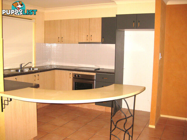 4/145 Government Road LABRADOR QLD 4215