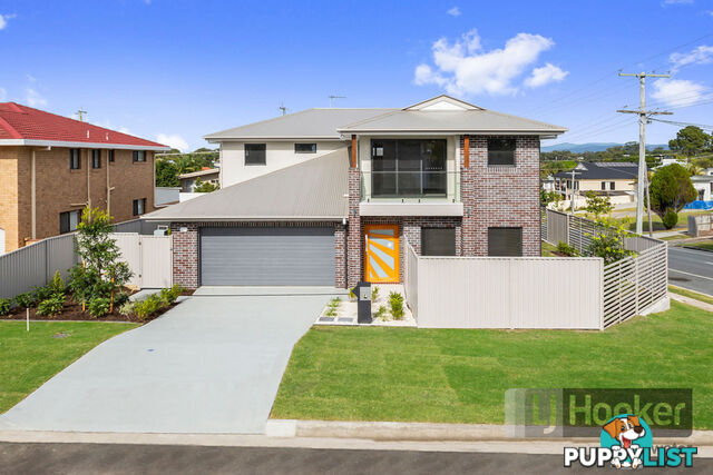 20 Third Avenue LABRADOR QLD 4215