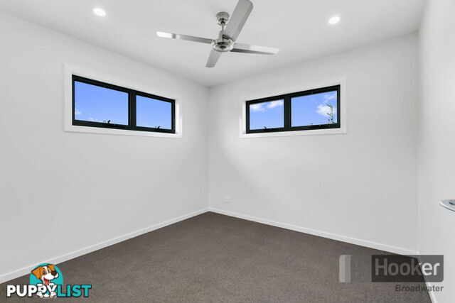 20 Third Avenue LABRADOR QLD 4215