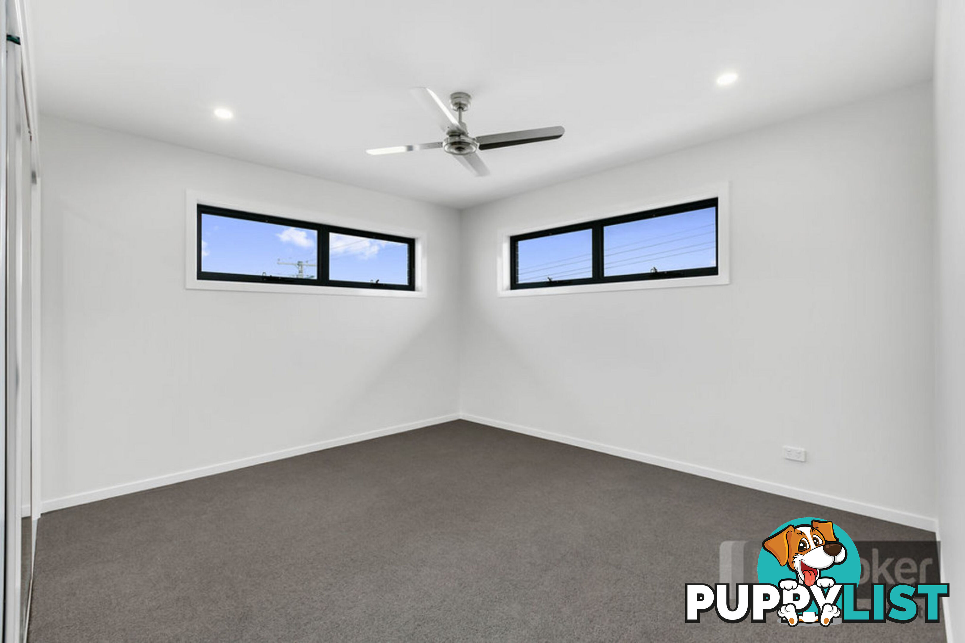 20 Third Avenue LABRADOR QLD 4215