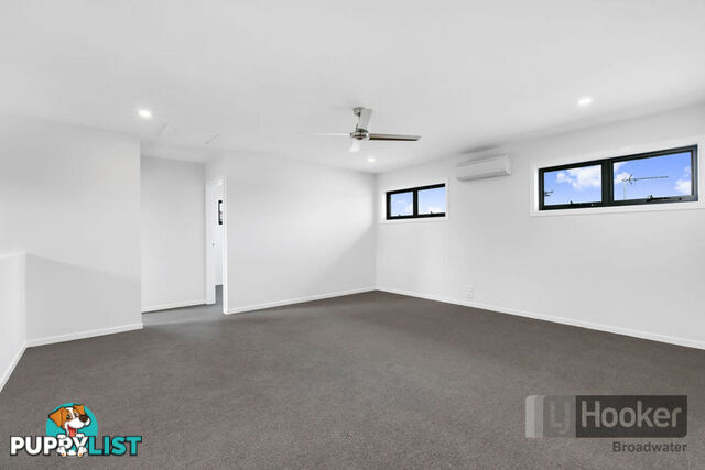 20 Third Avenue LABRADOR QLD 4215