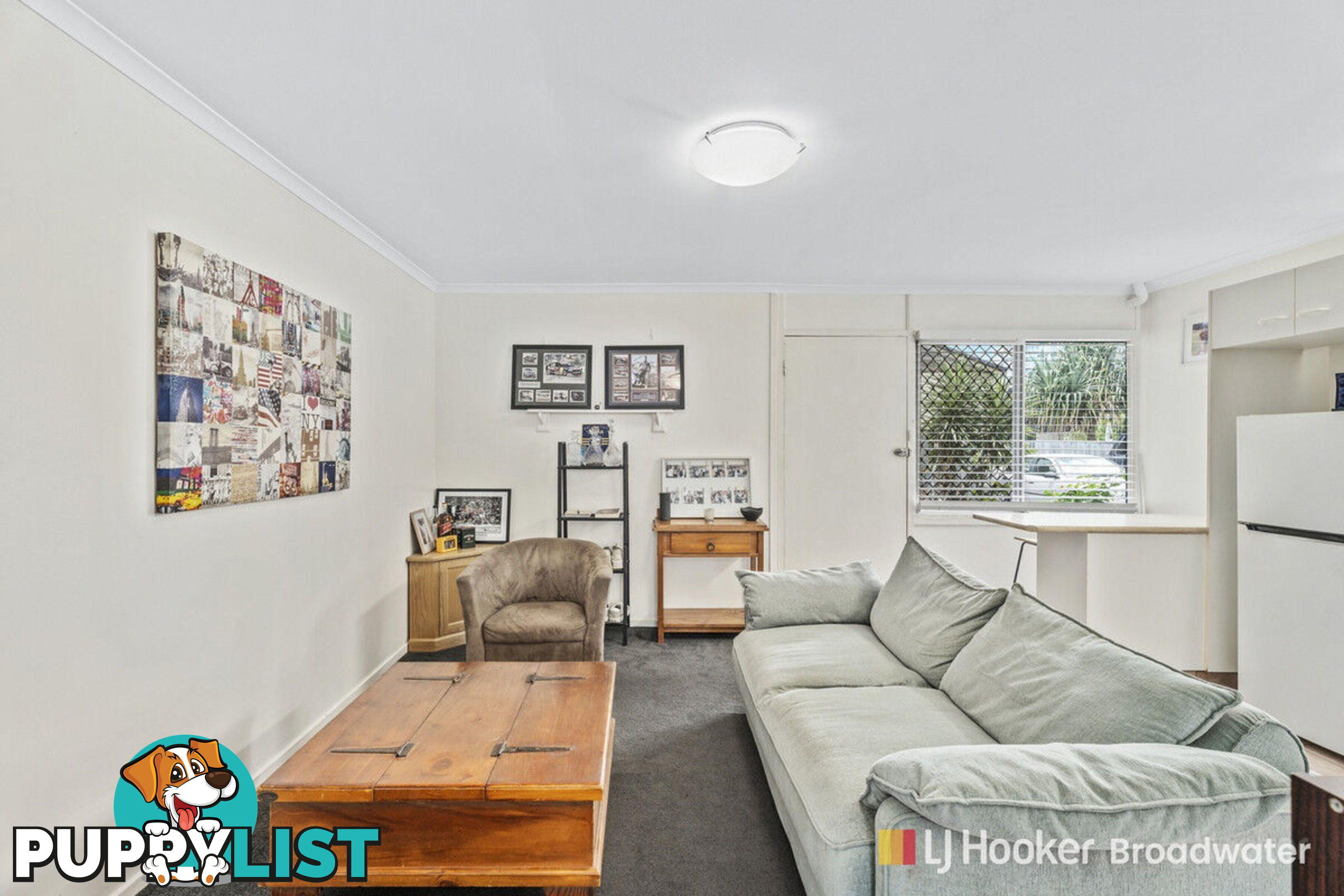 2/13 Central Street LABRADOR QLD 4215