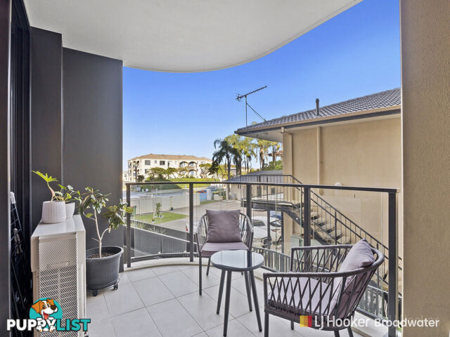 207/110 Frank Street LABRADOR QLD 4215