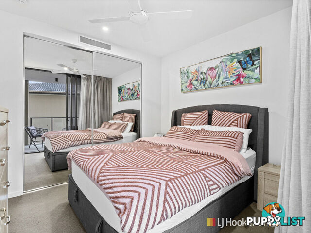 207/110 Frank Street LABRADOR QLD 4215