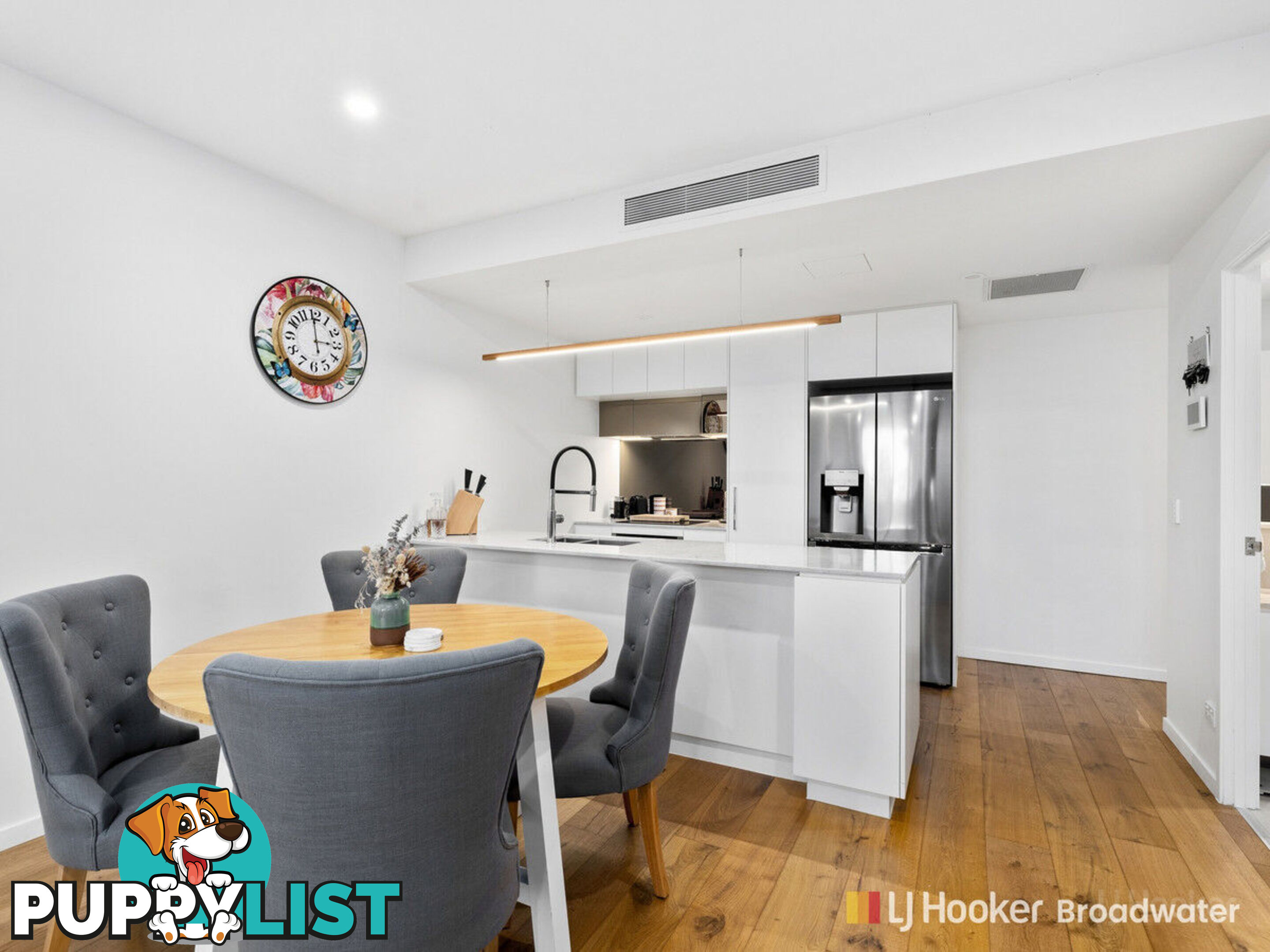 207/110 Frank Street LABRADOR QLD 4215