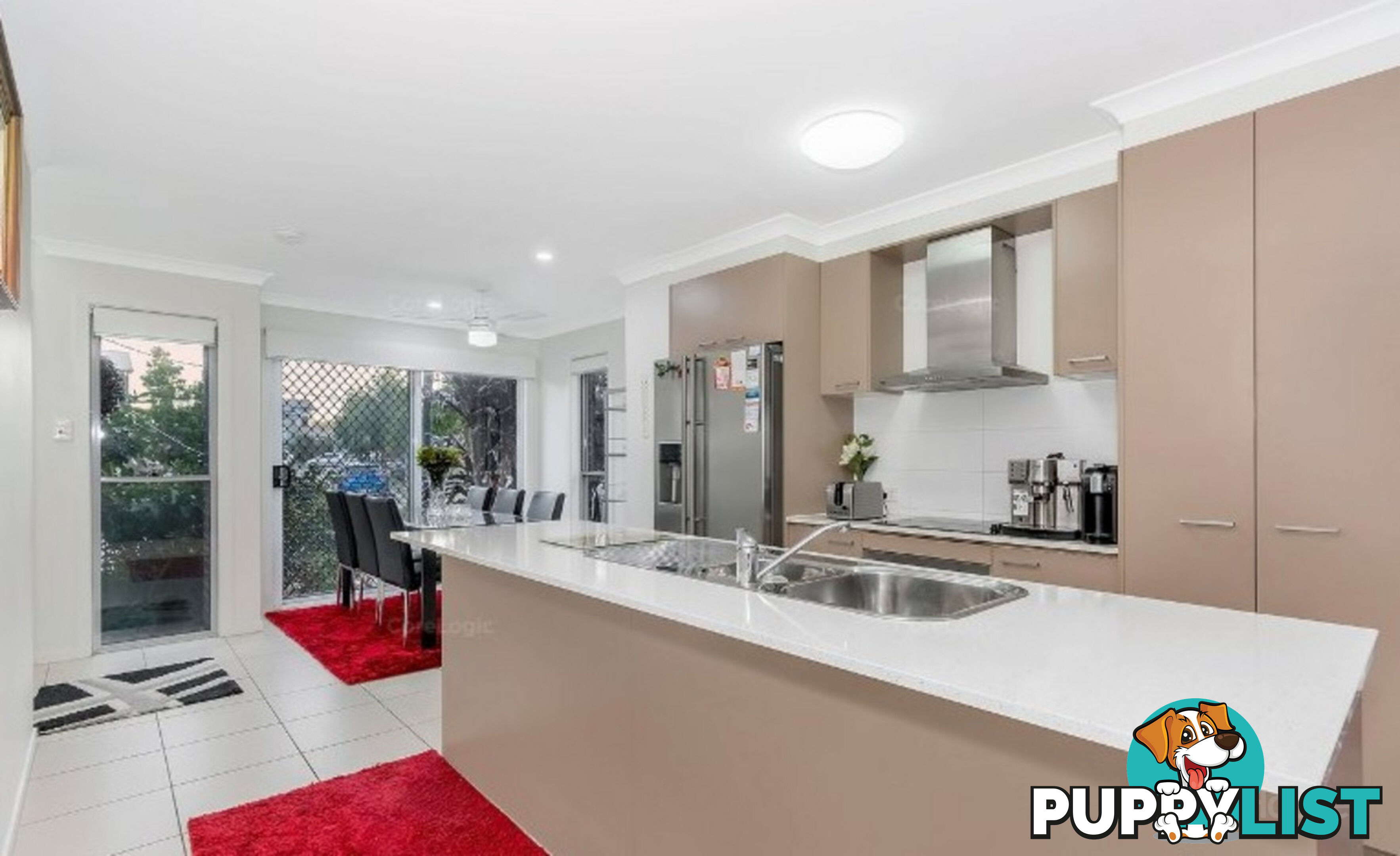 5 Savanna Gardens PIMPAMA QLD 4209