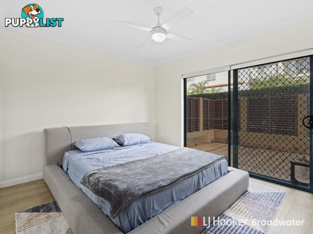 2/83 Brighton Street BIGGERA WATERS QLD 4216