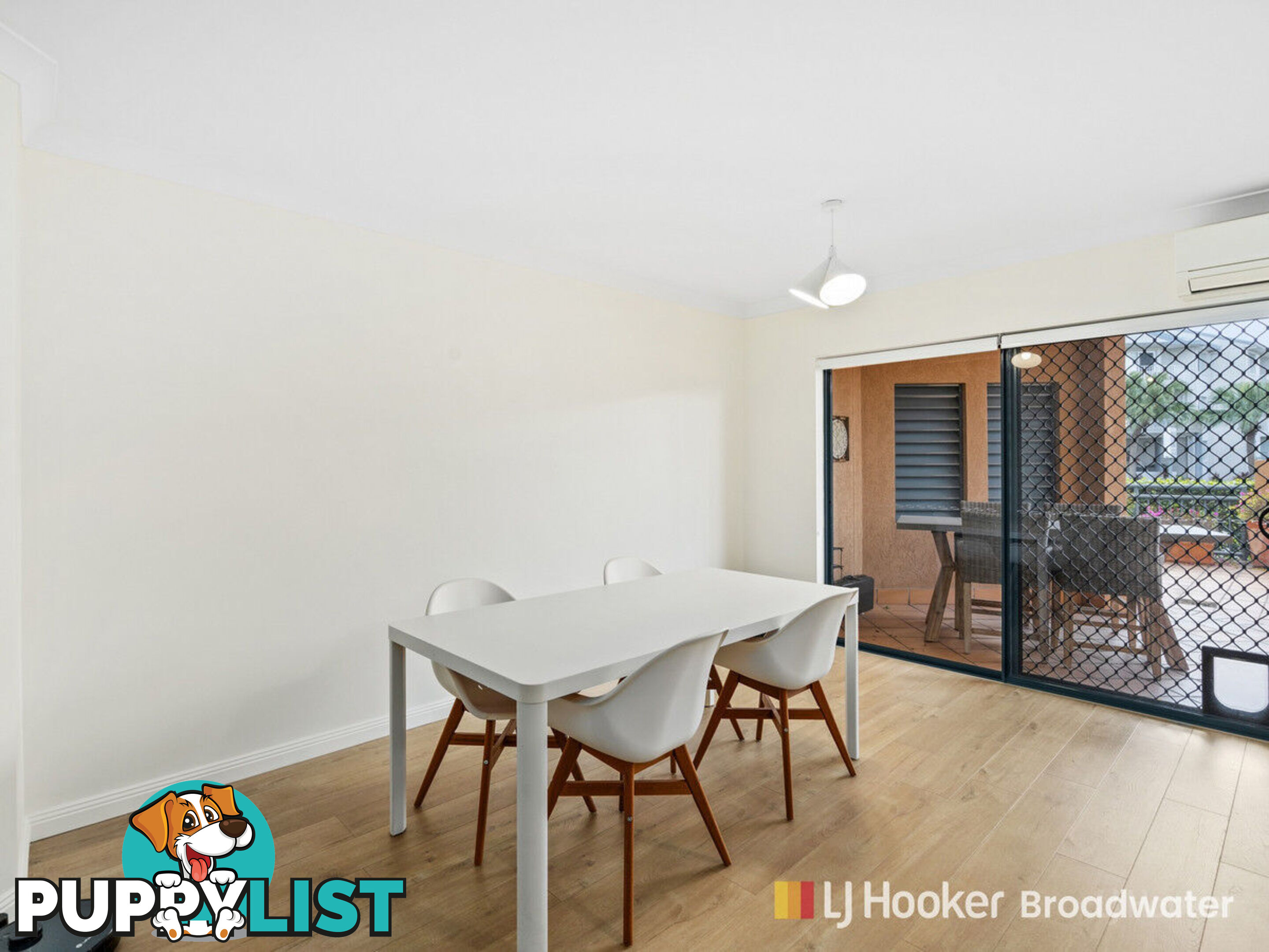 2/83 Brighton Street BIGGERA WATERS QLD 4216