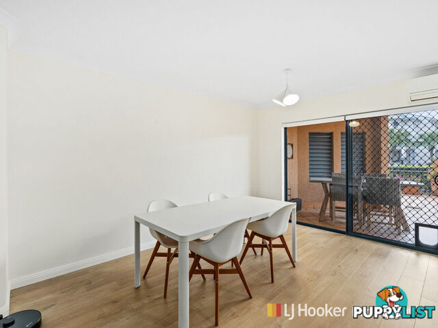2/83 Brighton Street BIGGERA WATERS QLD 4216