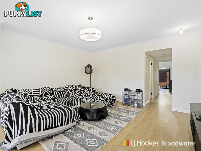 2/83 Brighton Street BIGGERA WATERS QLD 4216