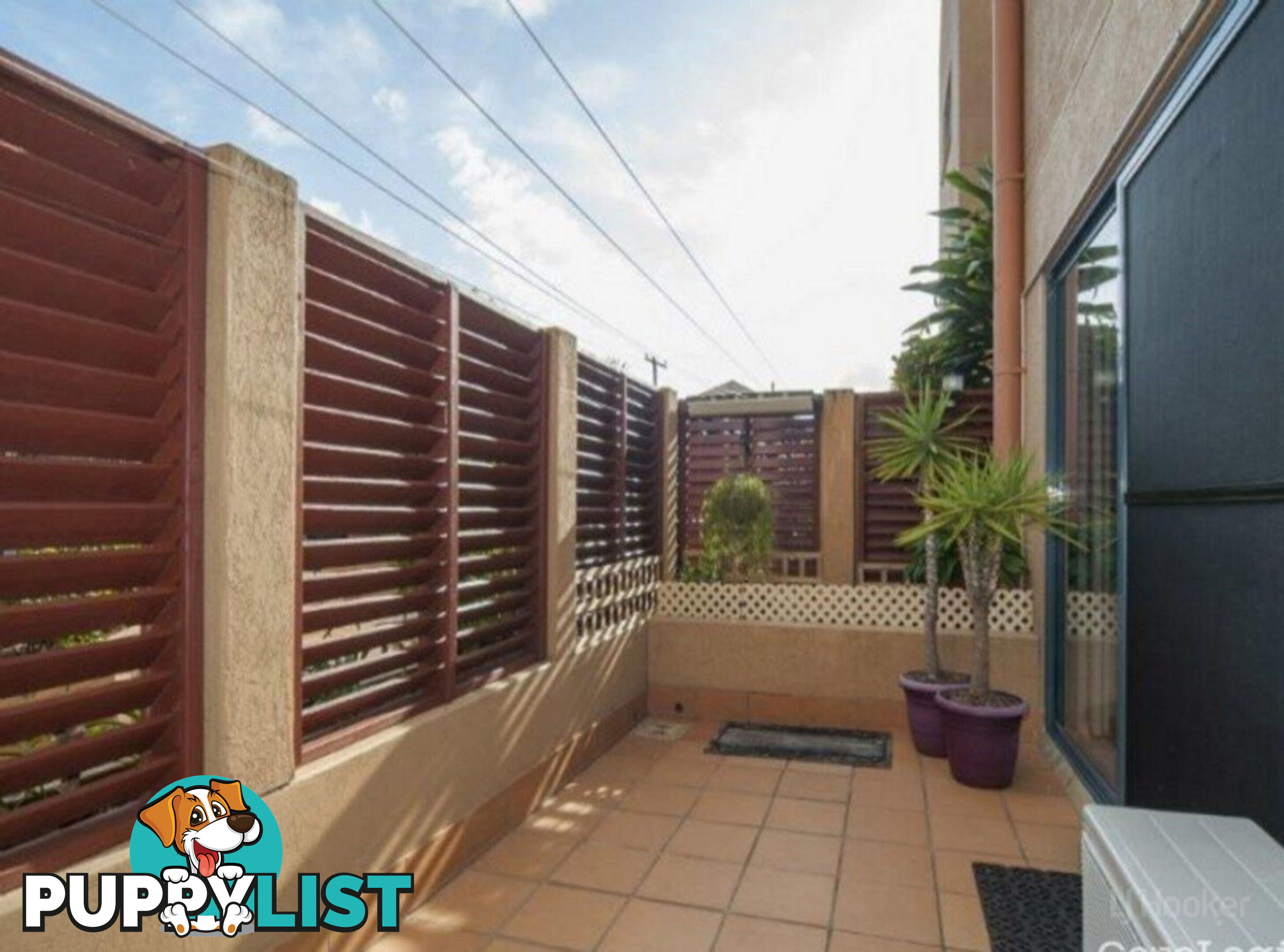 2/83 Brighton Street BIGGERA WATERS QLD 4216