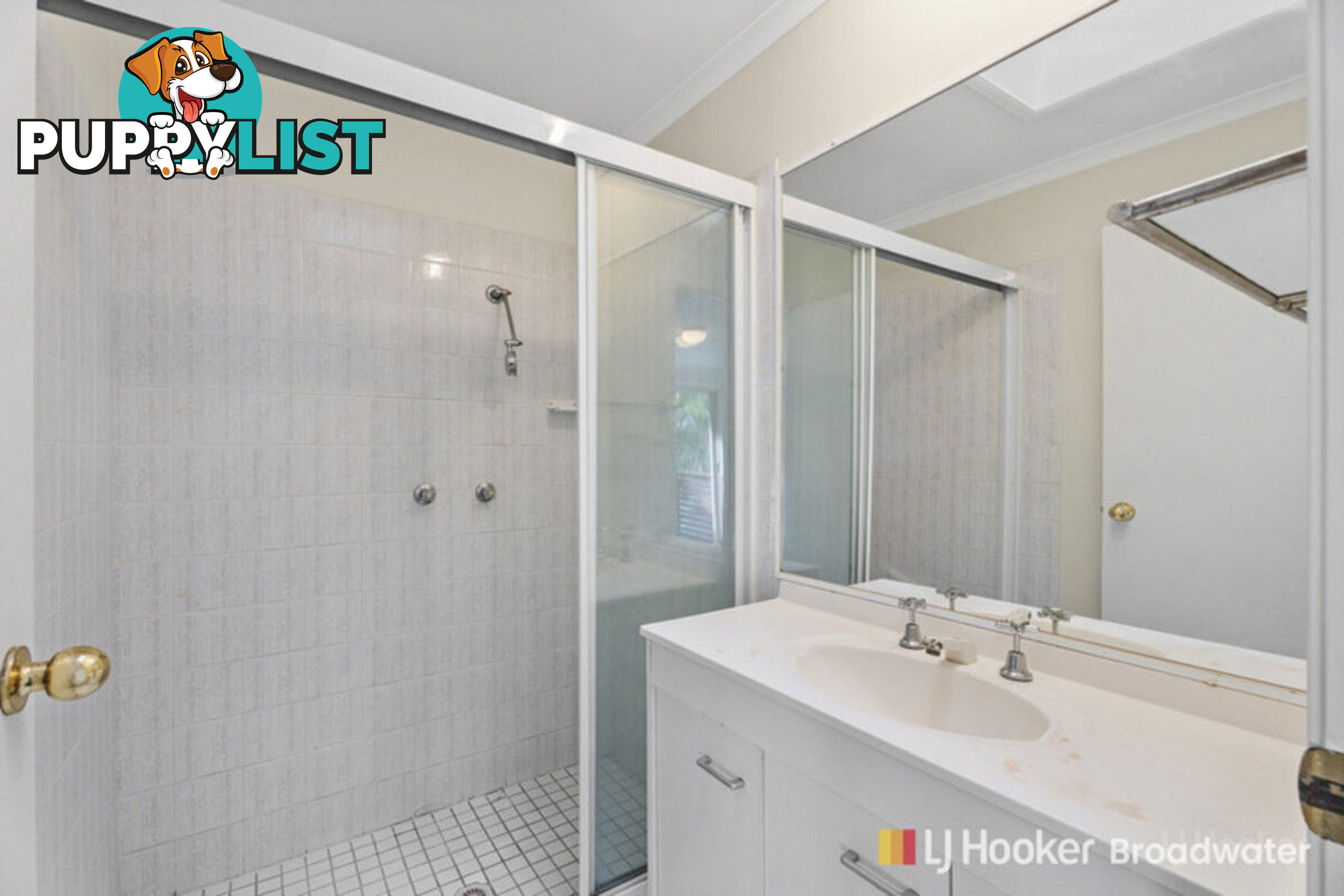 2/79 Government Road LABRADOR QLD 4215