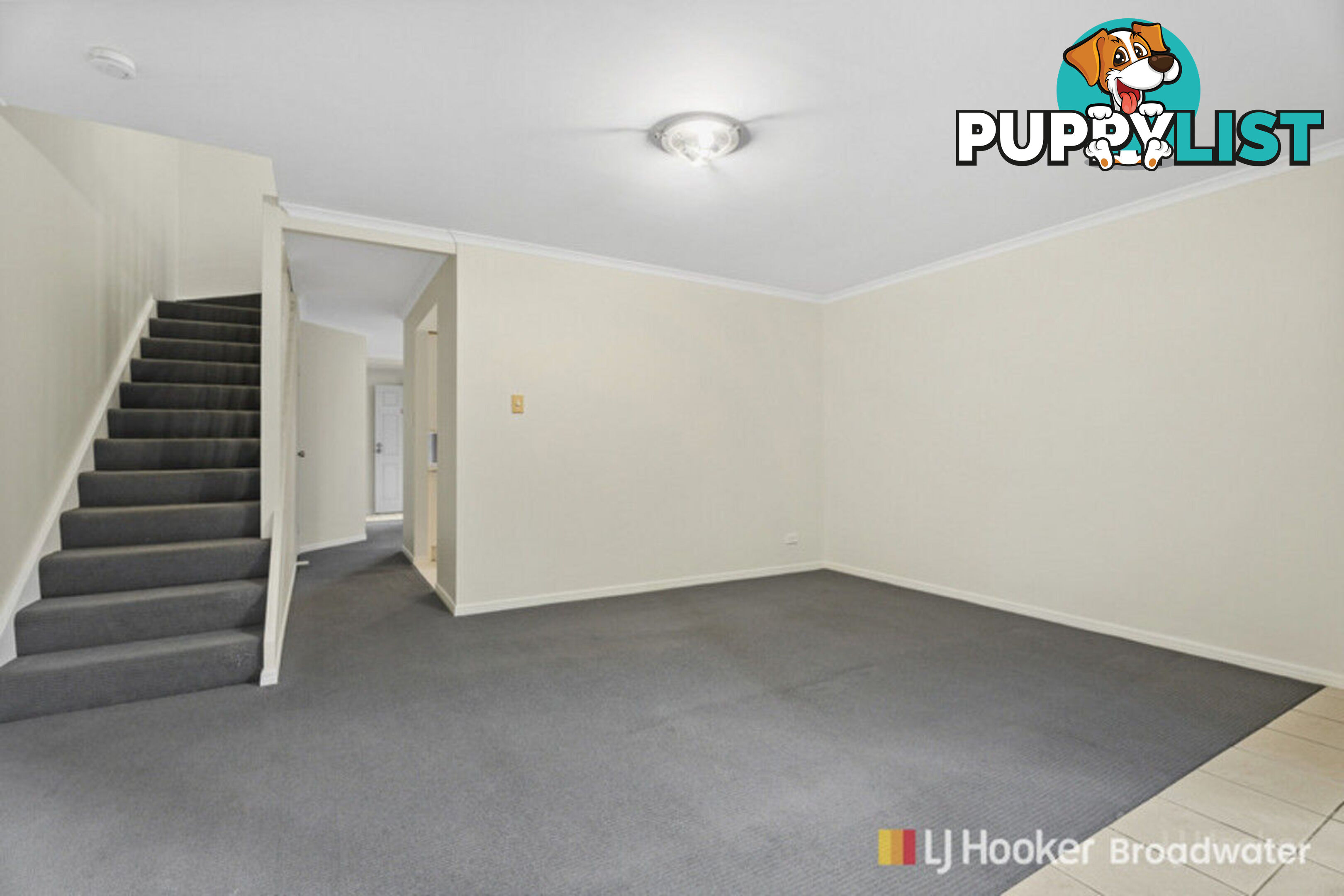 2/79 Government Road LABRADOR QLD 4215