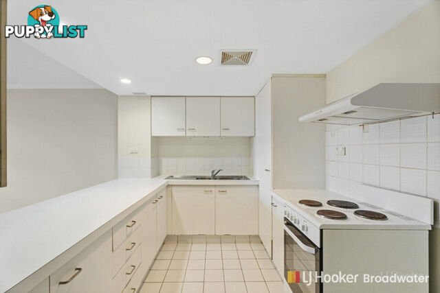2/79 Government Road LABRADOR QLD 4215