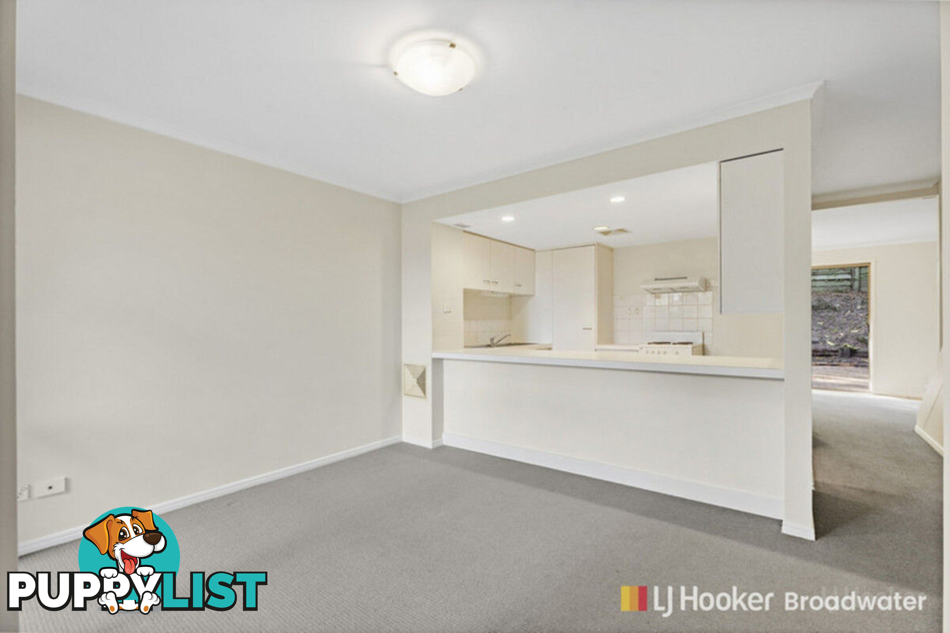 2/79 Government Road LABRADOR QLD 4215