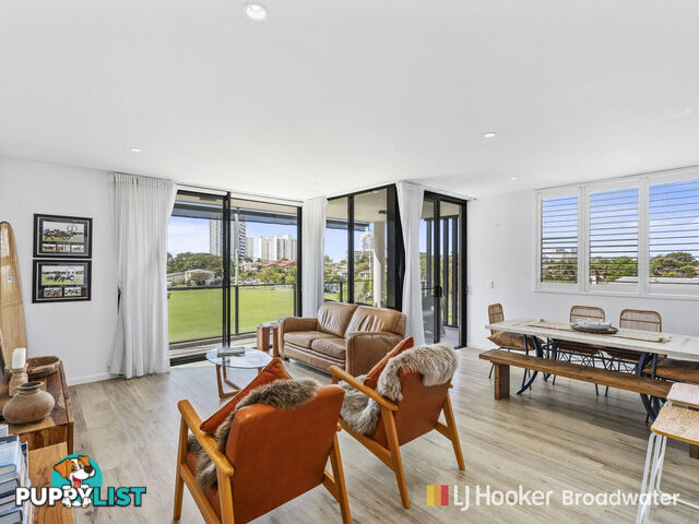 5/8 Bath Street LABRADOR QLD 4215