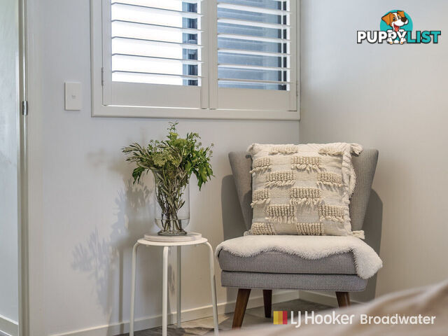 5/8 Bath Street LABRADOR QLD 4215