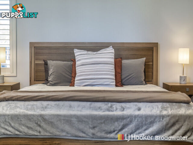 5/8 Bath Street LABRADOR QLD 4215