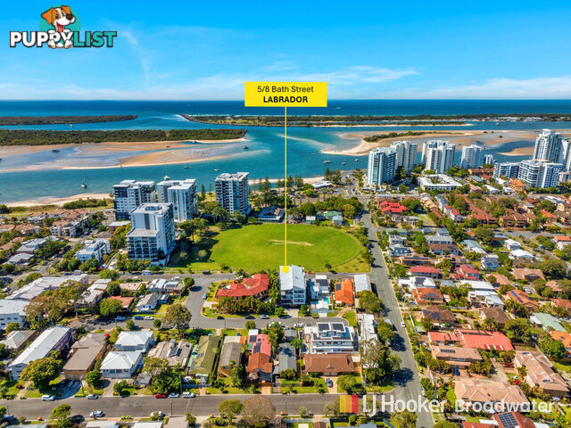 5/8 Bath Street LABRADOR QLD 4215