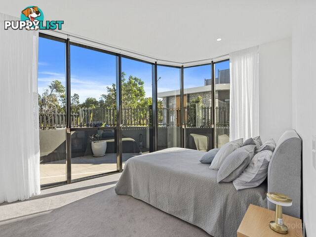 107/180 Marine Parade LABRADOR QLD 4215