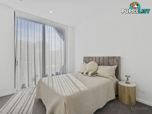 107/180 Marine Parade LABRADOR QLD 4215