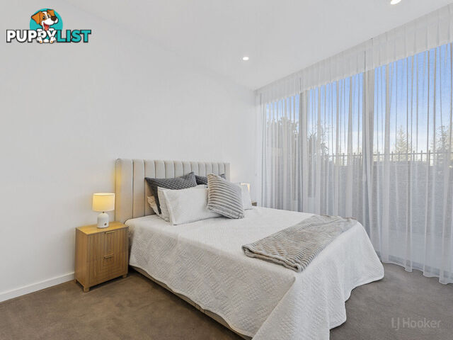 107/180 Marine Parade LABRADOR QLD 4215
