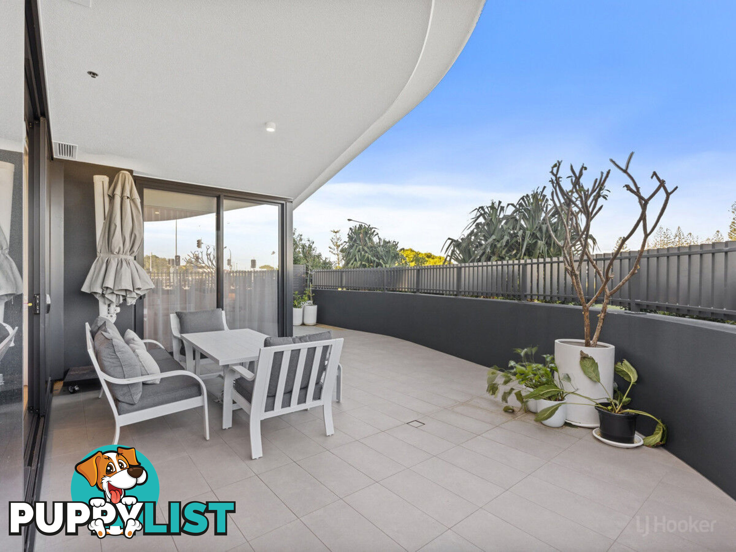 107/180 Marine Parade LABRADOR QLD 4215