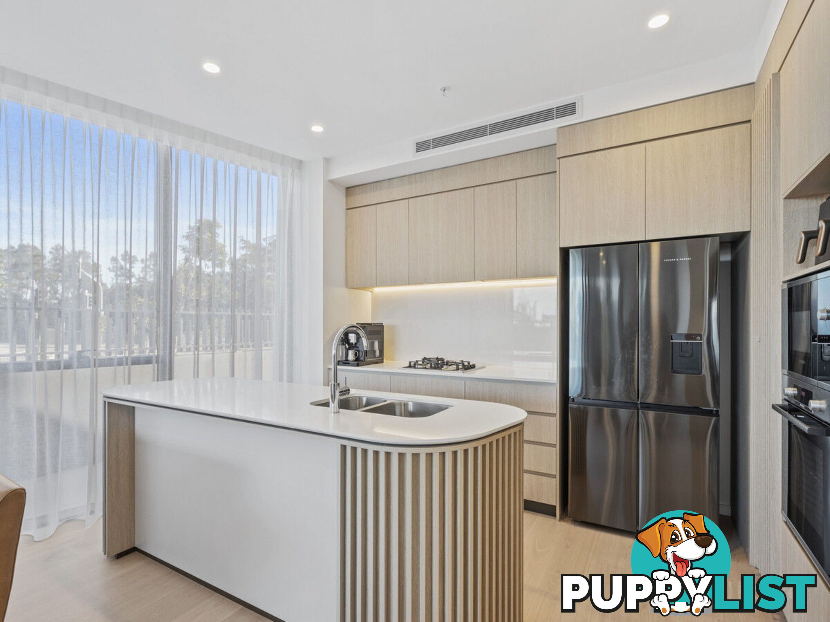 107/180 Marine Parade LABRADOR QLD 4215
