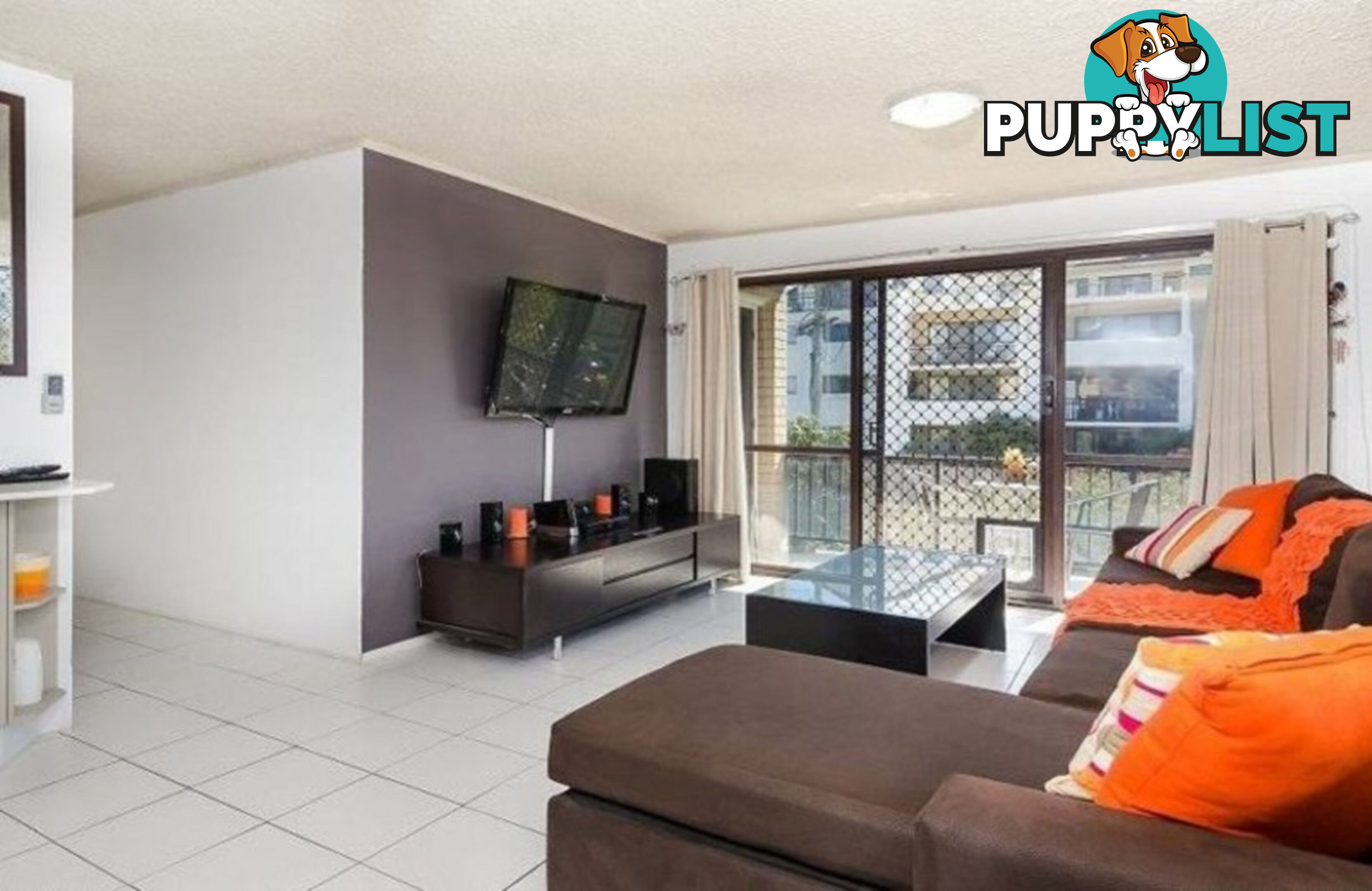 2/6 Parker Street LABRADOR QLD 4215