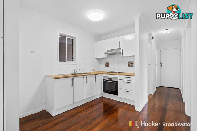 5/6 Imperial Parade LABRADOR QLD 4215