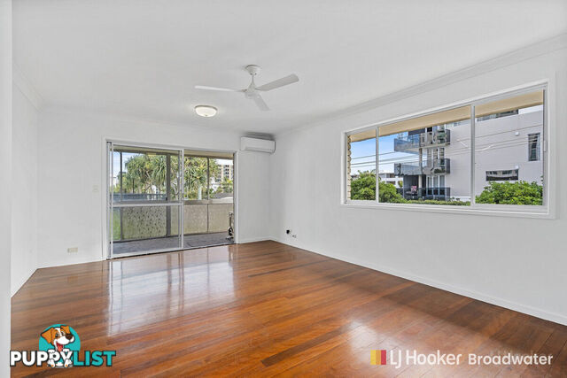 5/6 Imperial Parade LABRADOR QLD 4215