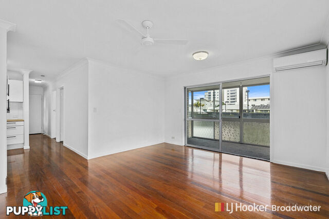 5/6 Imperial Parade LABRADOR QLD 4215