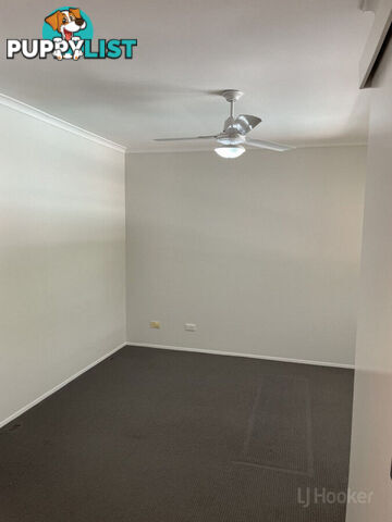 2/5 Morinda Way LABRADOR QLD 4215