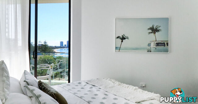 802/41 Labrador Street LABRADOR QLD 4215