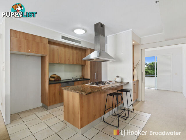 6/326-342 Marine Parade LABRADOR QLD 4215