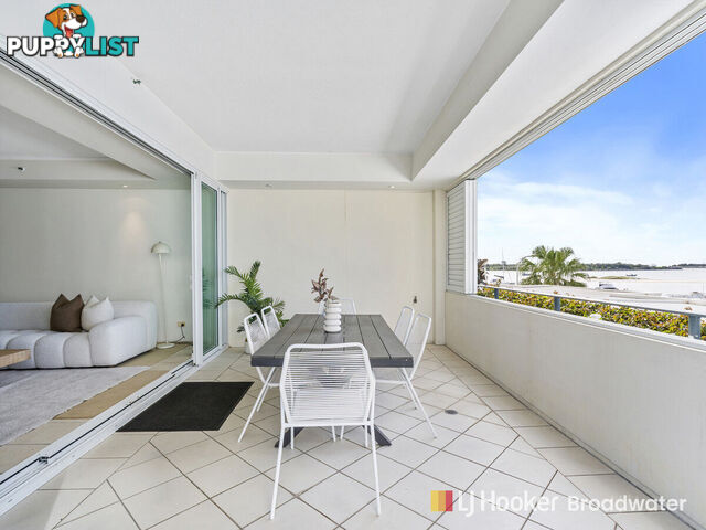 6/326-342 Marine Parade LABRADOR QLD 4215