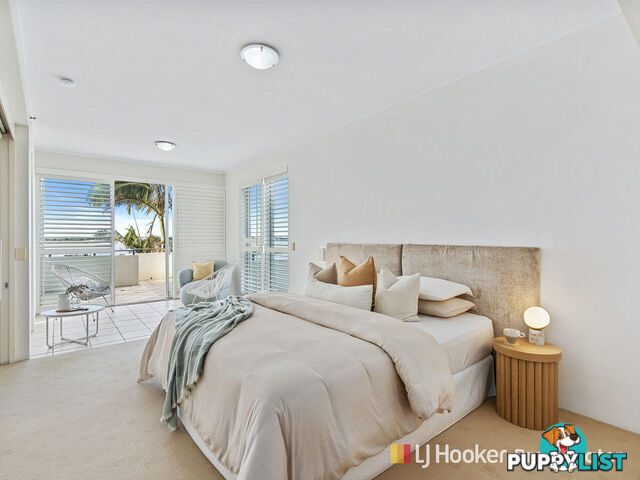 6/326-342 Marine Parade LABRADOR QLD 4215