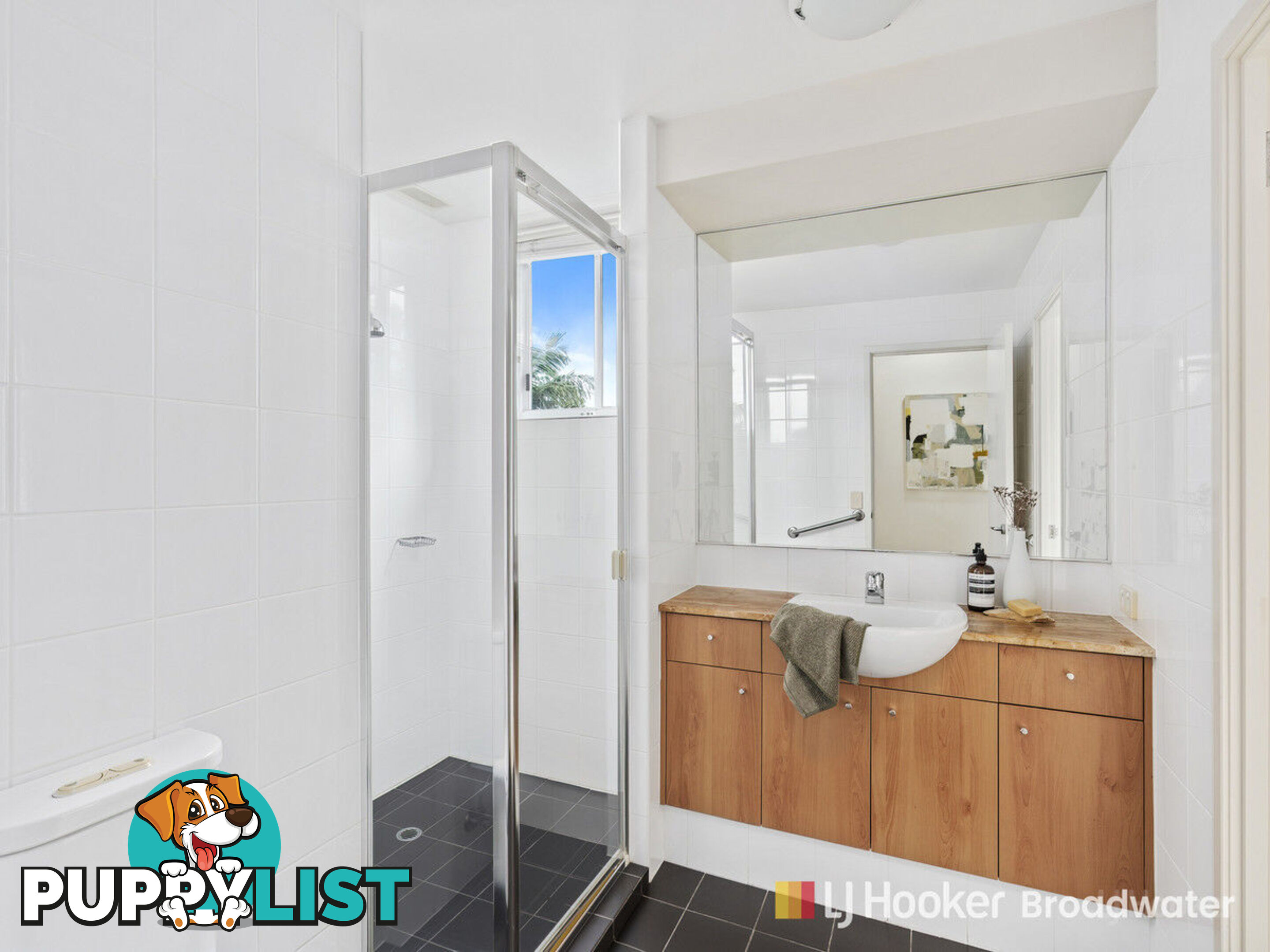 6/326-342 Marine Parade LABRADOR QLD 4215