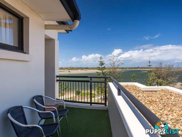 25/452 Marine Parade BIGGERA WATERS QLD 4216