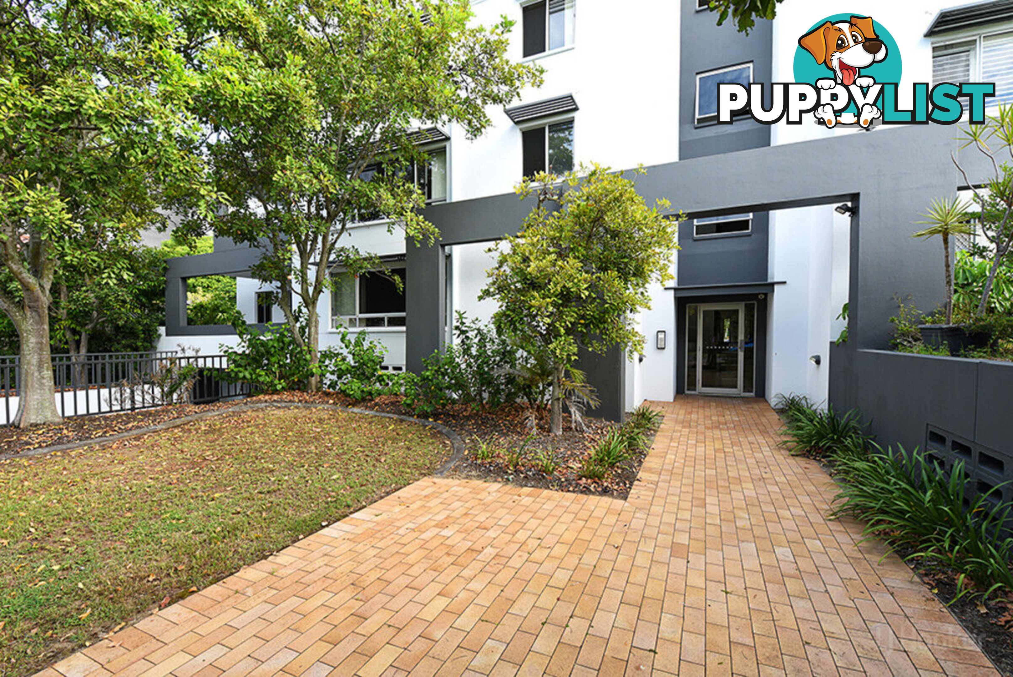 13/18 Parker Street LABRADOR QLD 4215