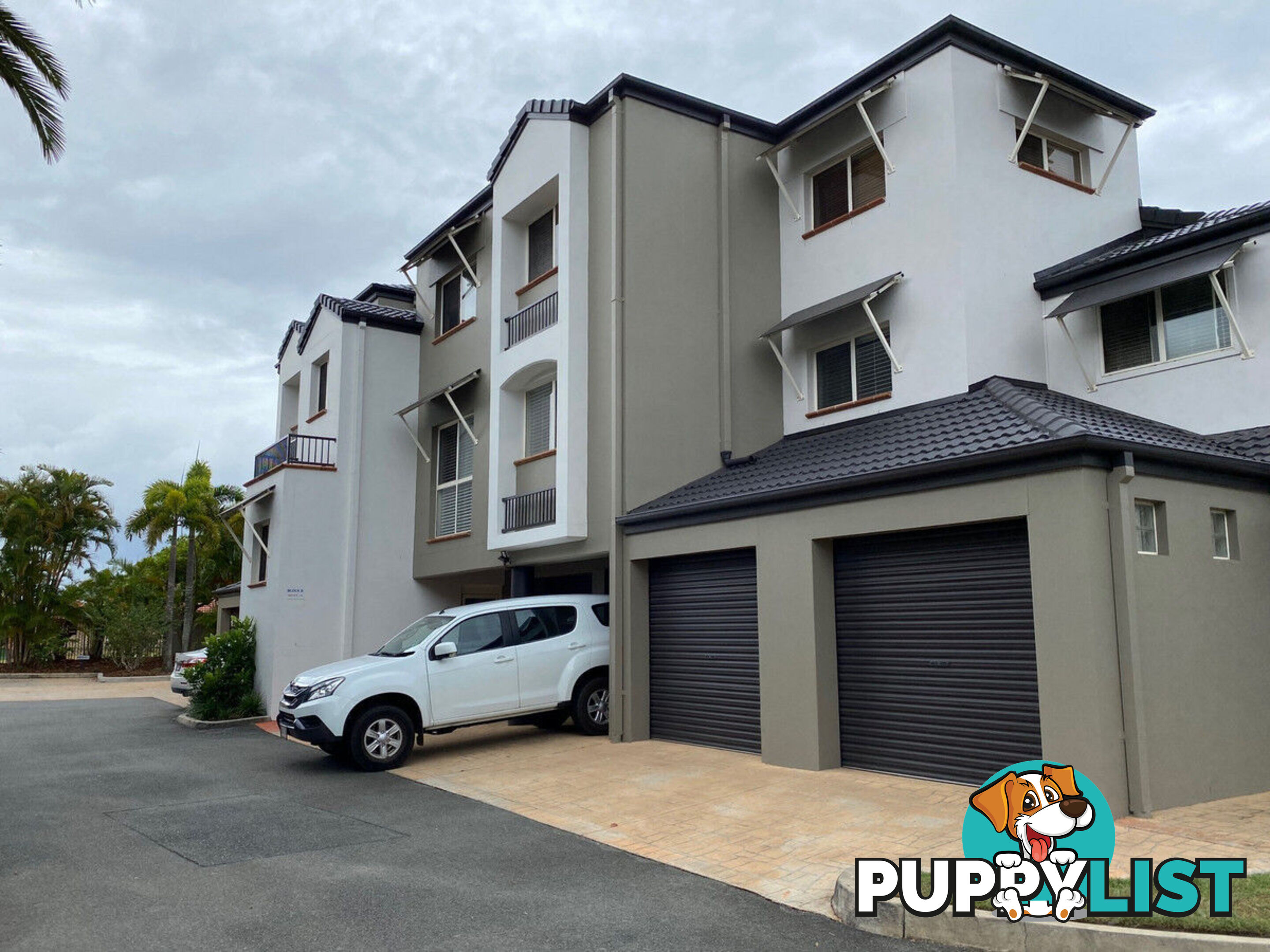 14/82 Limetree Parade RUNAWAY BAY QLD 4216