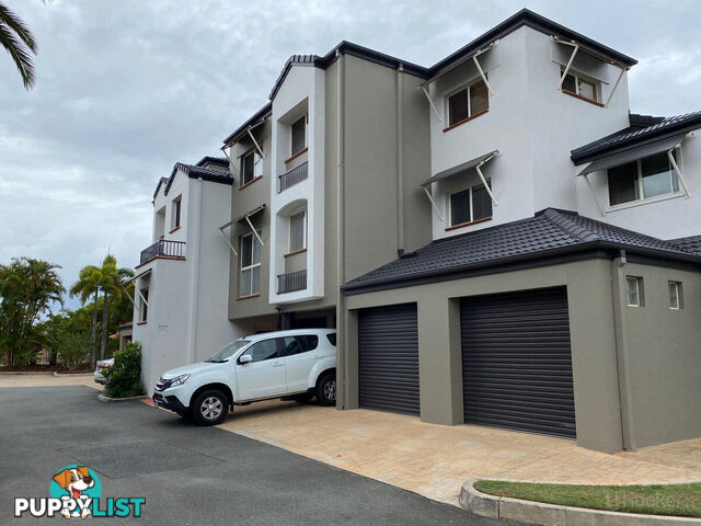 14/82 Limetree Parade RUNAWAY BAY QLD 4216