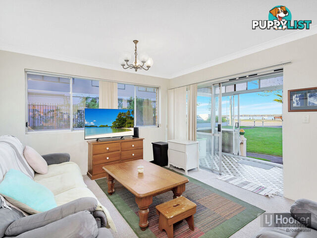 2/500 Marine Parade BIGGERA WATERS QLD 4216