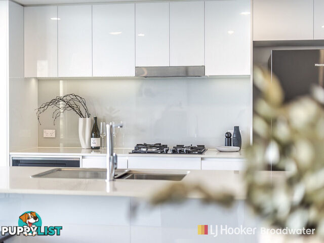 602/378 Marine Parade LABRADOR QLD 4215